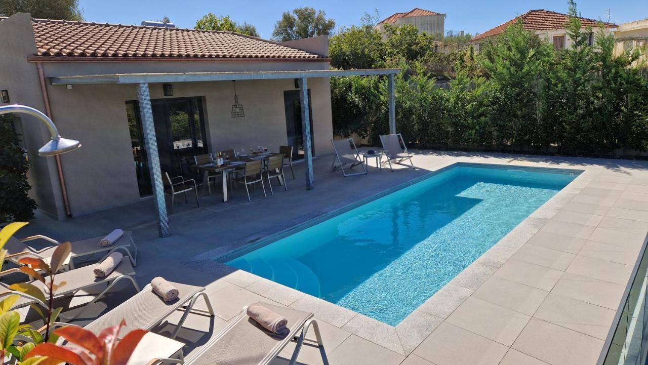 Onar - Luxury Villas アルゴストリオン エクステリア 写真