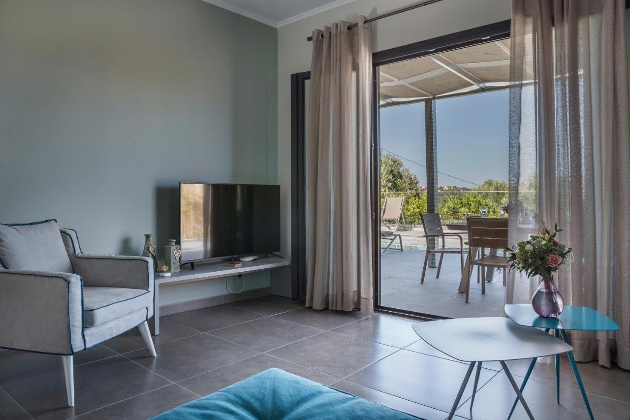 Onar - Luxury Villas アルゴストリオン エクステリア 写真
